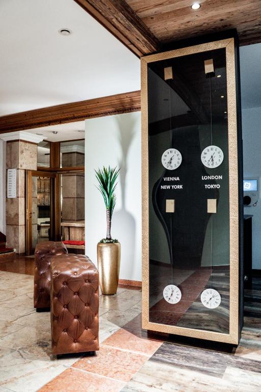 Innsbruck Wellness Havens: Discovering Your Perfect Alpine Retreat for Serenity and Rejuvenation